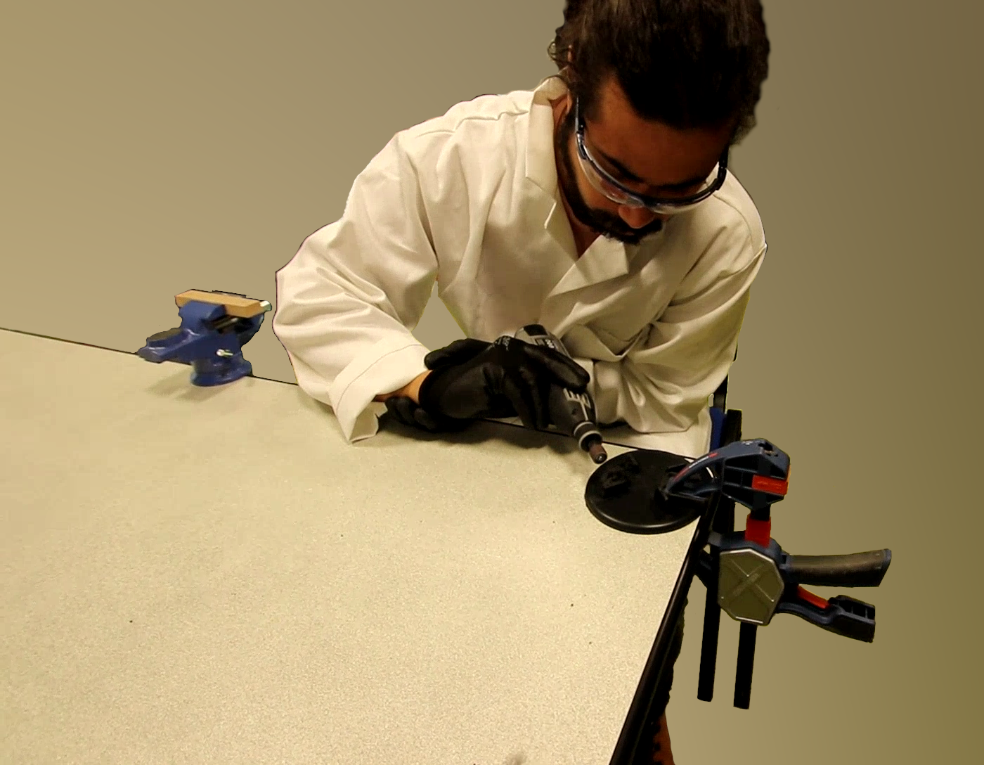 Participant performing the rotary-tool task in real conditions